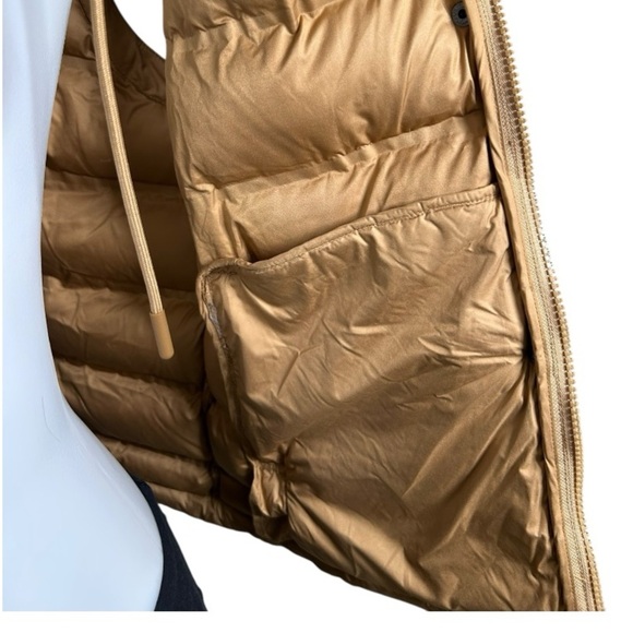 Arizona Womens Puffer Vest Juniors size L color golden pore-loved - Picture 7 of 10